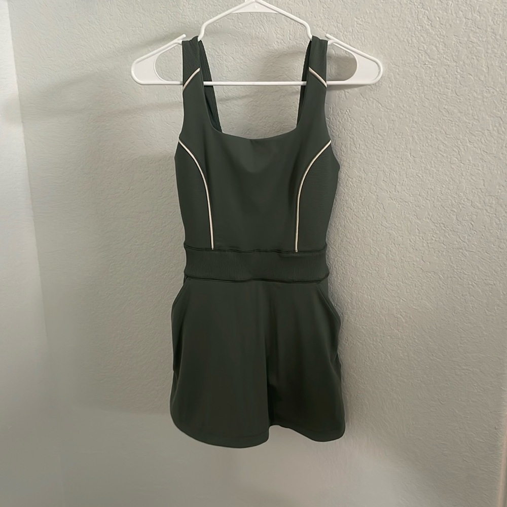 NEW Travis Mathew Royal treatment Green Apparel Size XS